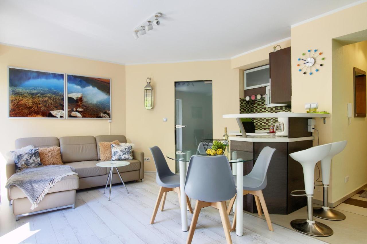 Apartamento Apartament Bursztyn 2 Świnoujście Exterior foto